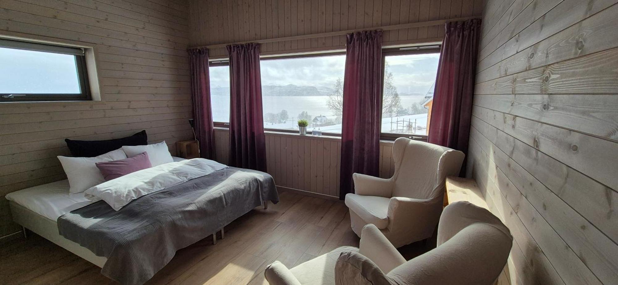 Yggdrasil Farmhotel Retreat, Spa & Yoga Straumsbukta Ruang foto