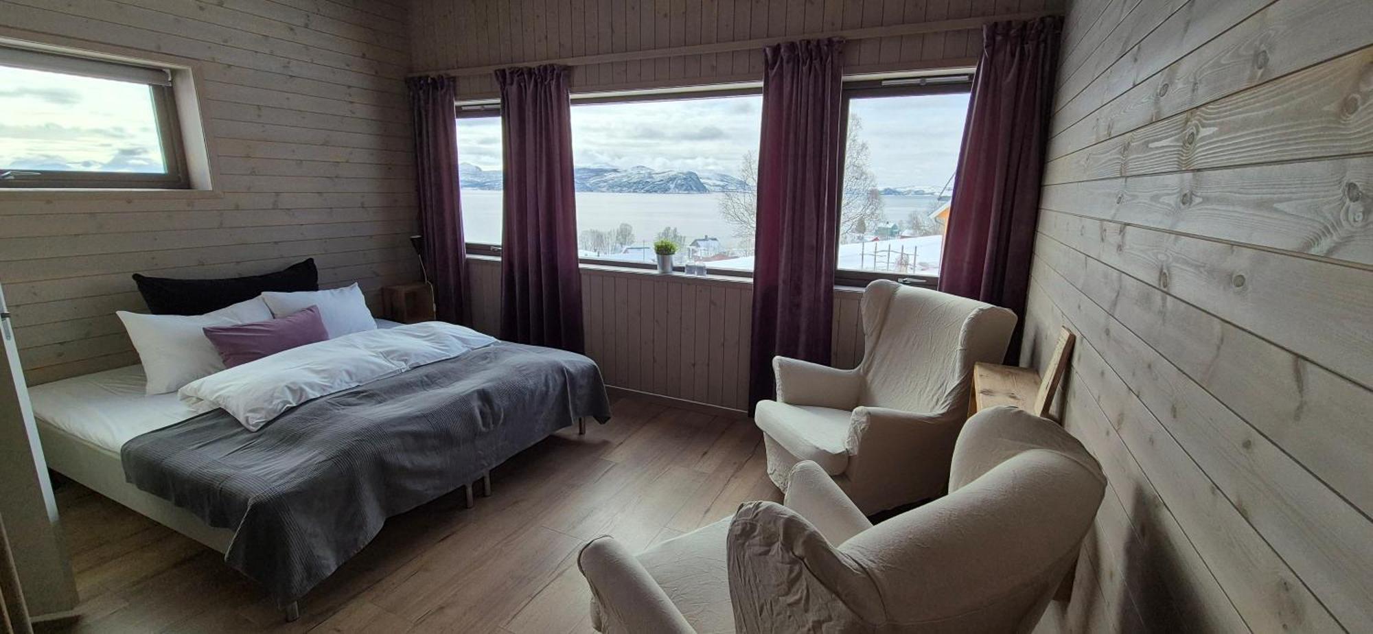 Yggdrasil Farmhotel Retreat, Spa & Yoga Straumsbukta Ruang foto